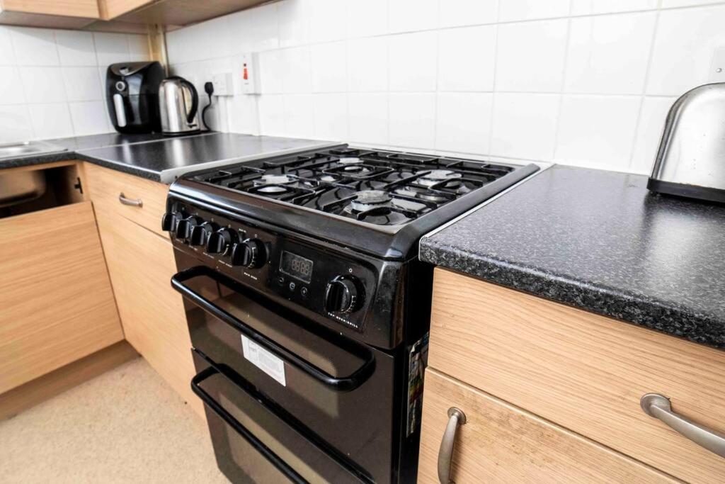 Апартаменты Lovely Flat In Crouch End Лондон Экстерьер фото